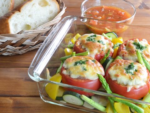 彩野菜とトマトのジューシー肉詰め