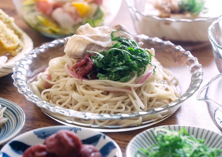 お蕎麦や素麺の器